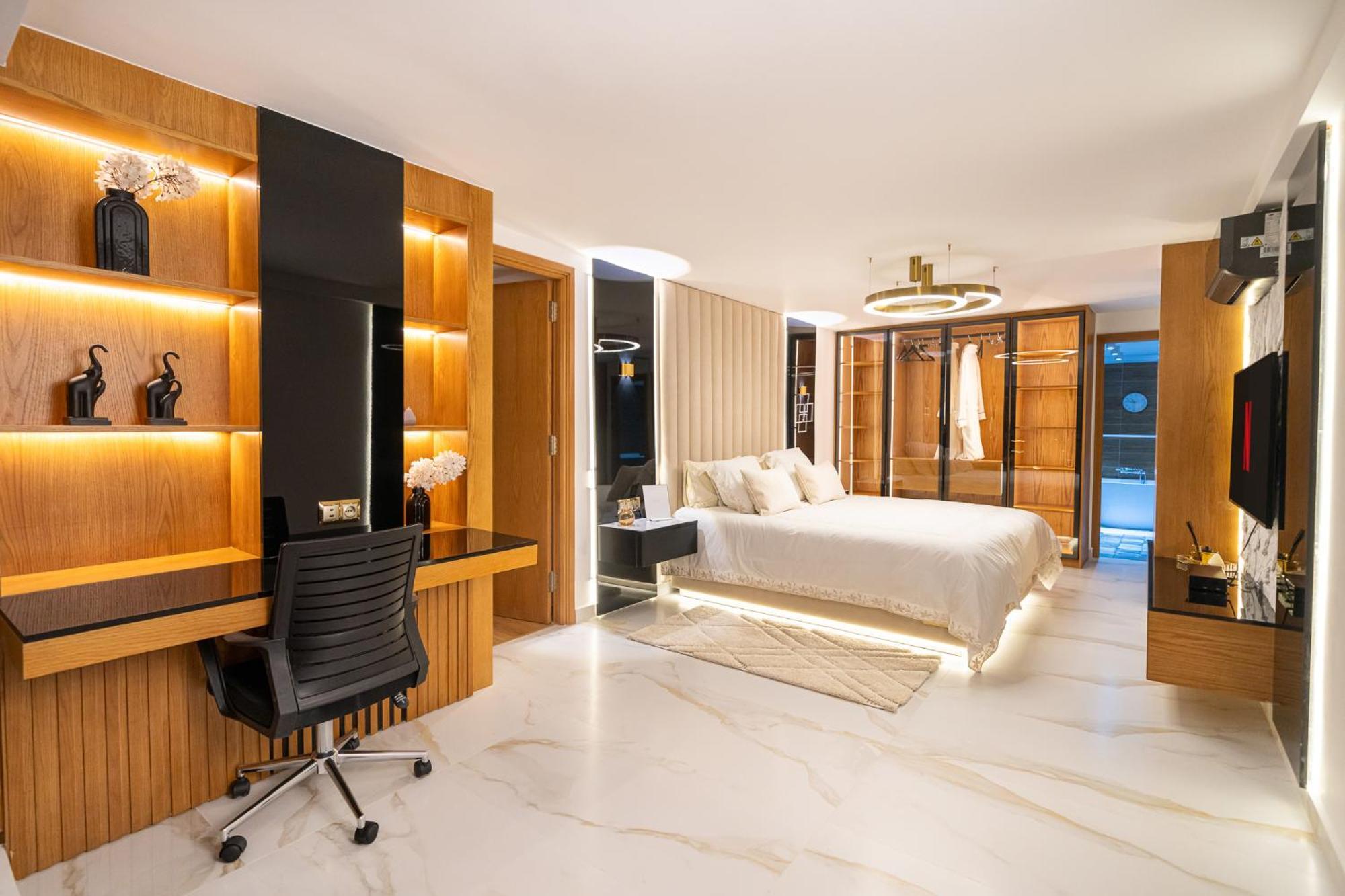Ecrin Secret, Duplex Prestige, Proche Corniche & Medina, Piscine, Parking, Wifi, Iptv, Ac Apartment Танжер Екстериор снимка