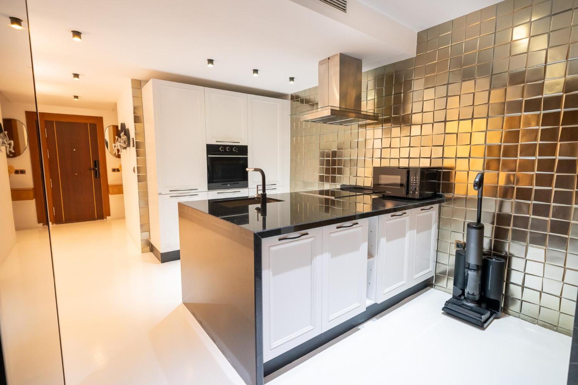 Ecrin Secret, Duplex Prestige, Proche Corniche & Medina, Piscine, Parking, Wifi, Iptv, Ac Apartment Танжер Екстериор снимка