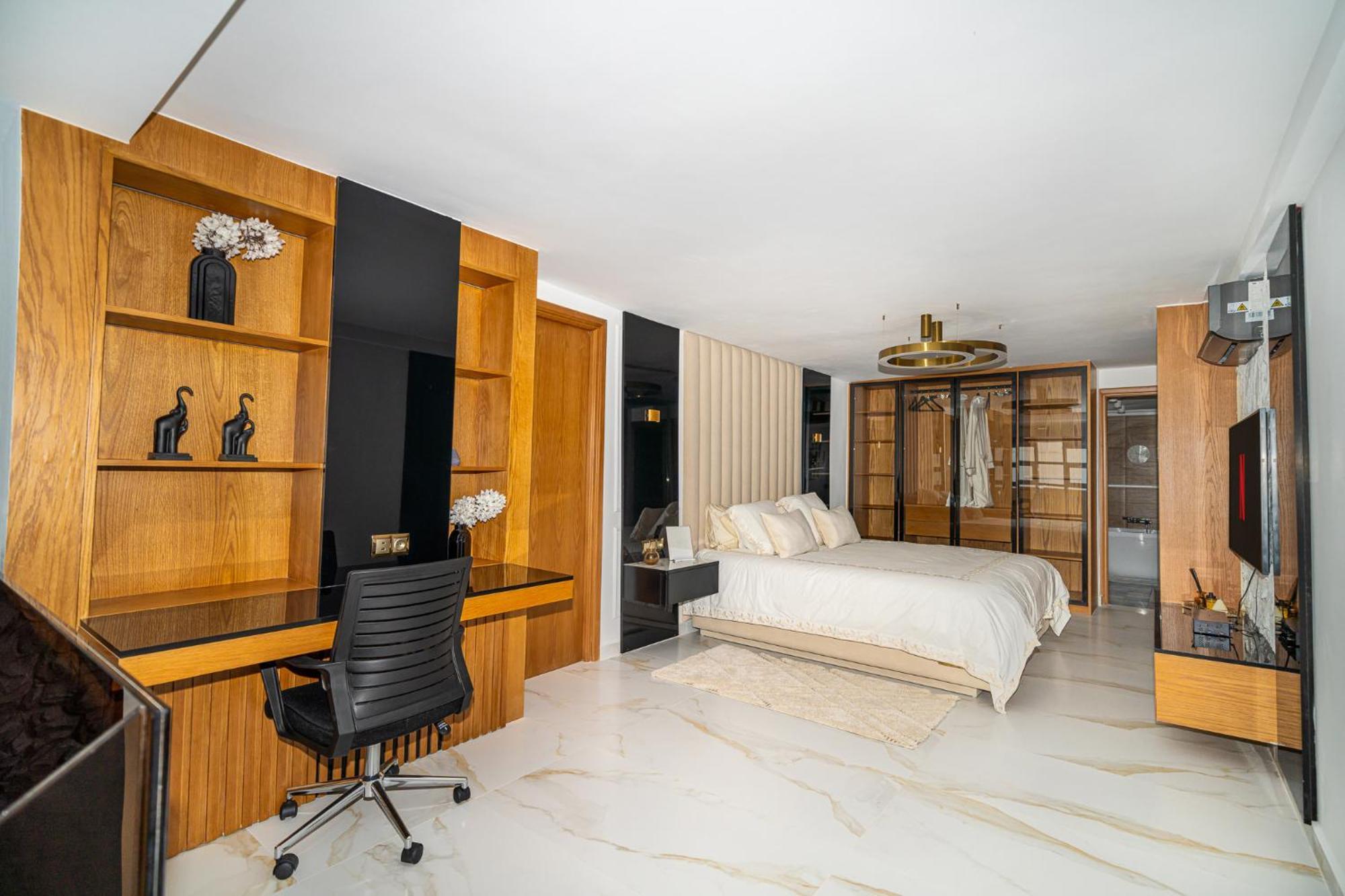 Ecrin Secret, Duplex Prestige, Proche Corniche & Medina, Piscine, Parking, Wifi, Iptv, Ac Apartment Танжер Екстериор снимка